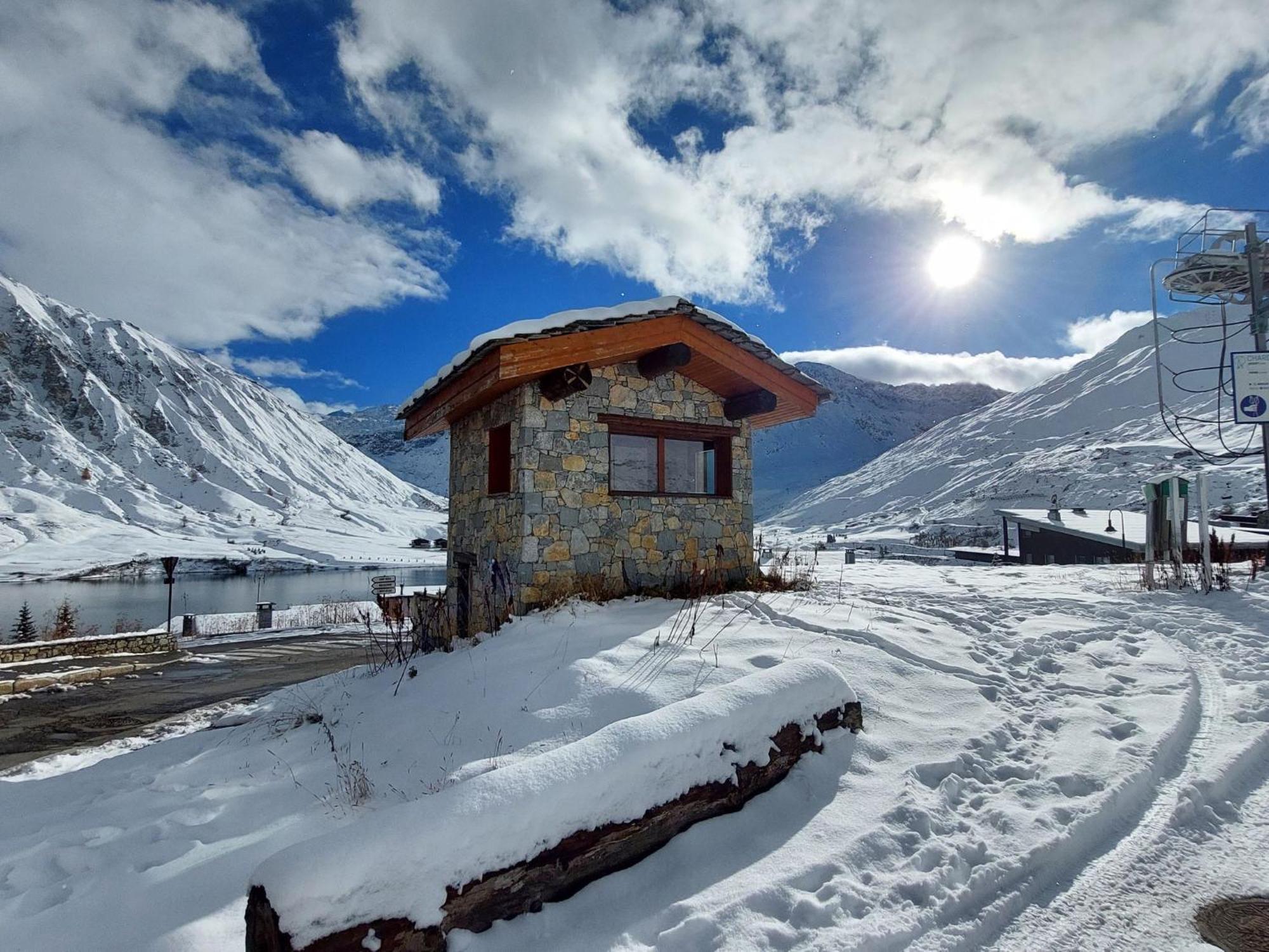 Apartment Chalet Club - Val Claret-1 By Interhome ティニュ エクステリア 写真